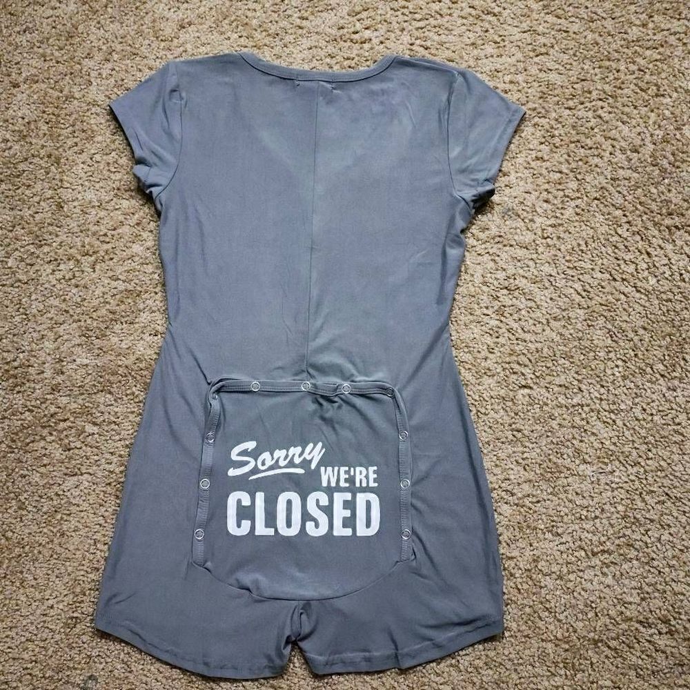 Not Tired Short Sleeve Gray Romper -E - Picture 5 of 7